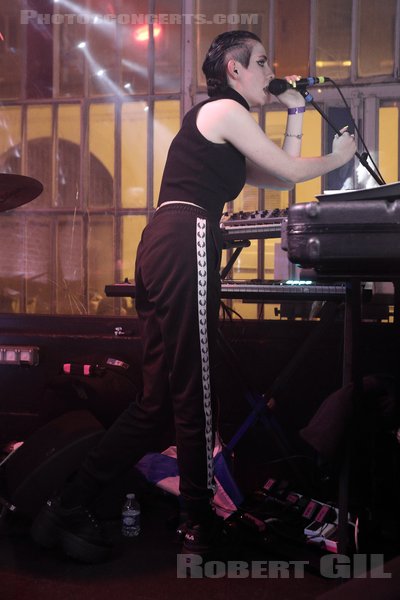 VLURE - 2022-11-19 - PARIS - Supersonic - Alex Pearson